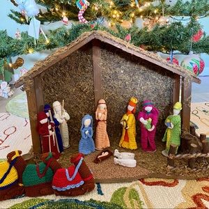 Large Wooden Crèche + Christmas Nativity